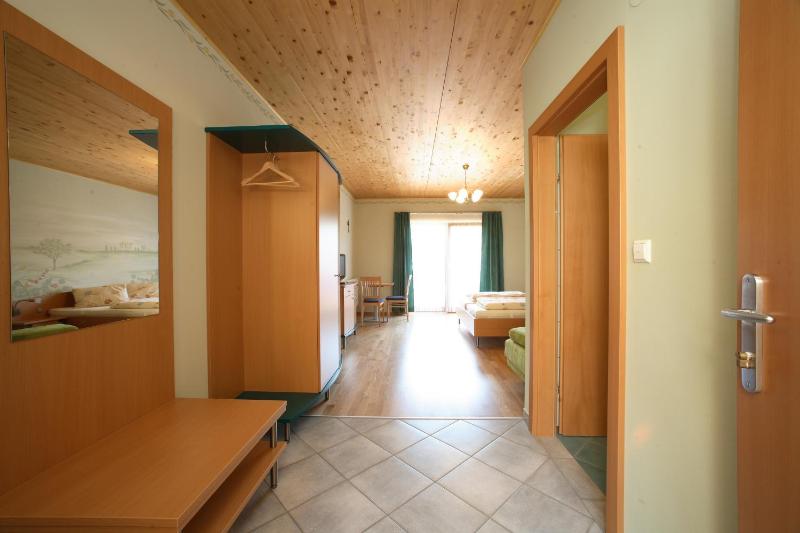 Double Room with Balcony image 3
