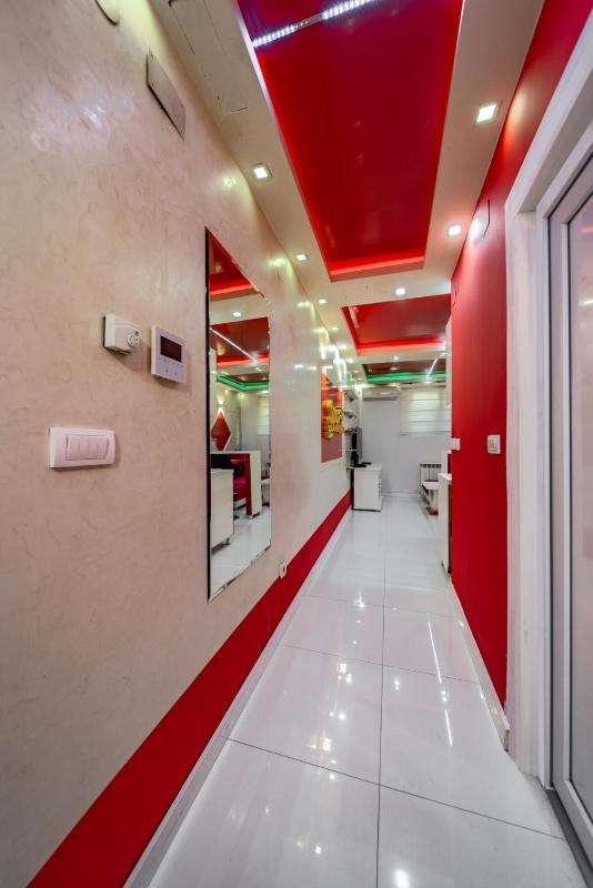Aqualux 2 Belgrade Apartment with Garage and Spa - image 5