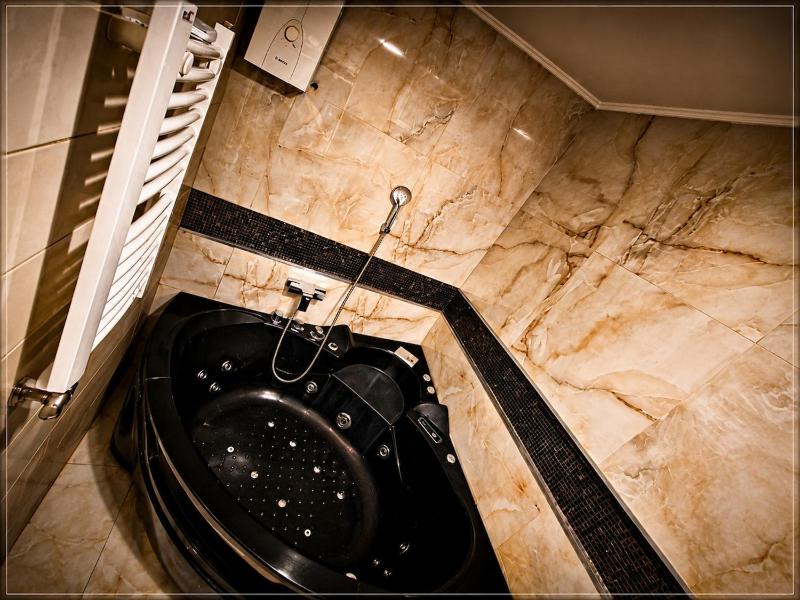 Aqualux 2 Belgrade Apartment with Garage and Spa - image 10