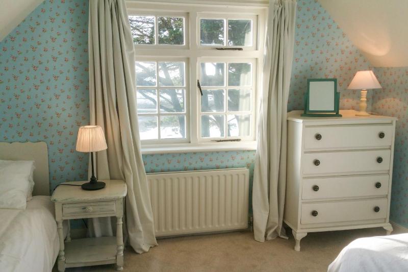 Bantry Bay House - image 3