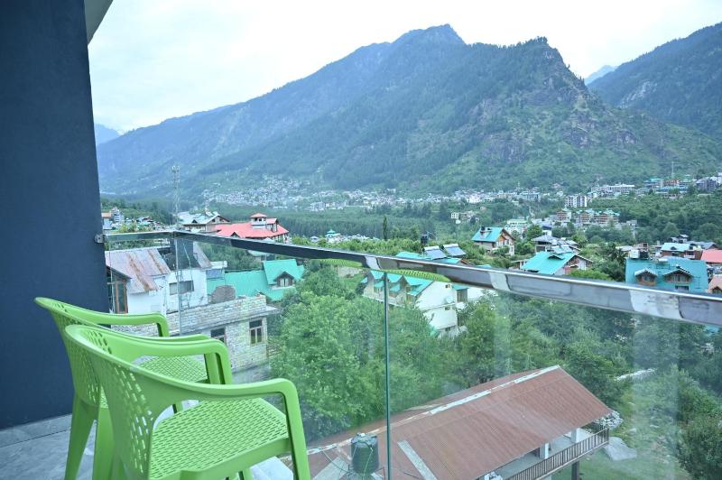 Omya Mountain Retreat Manali - image 18