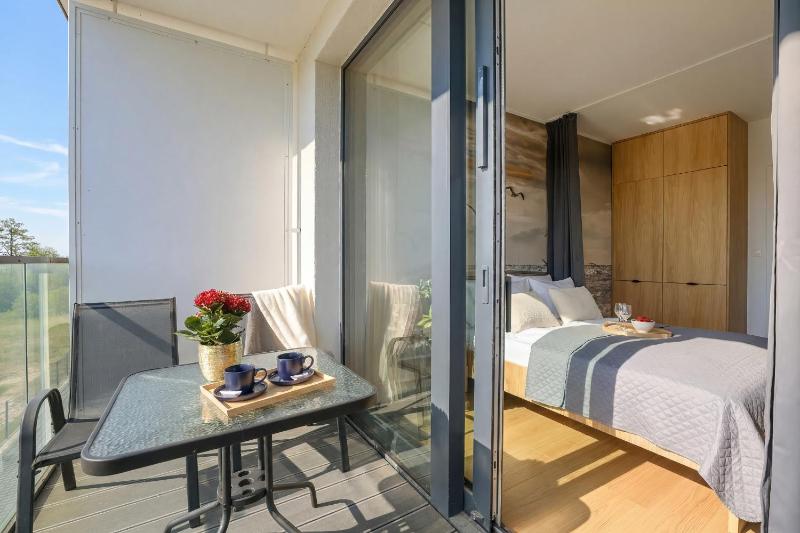 Art Lake - Elegant Apartments in Mielno with Rooftop Seasonal Pool by Noclegi Renters - image 6