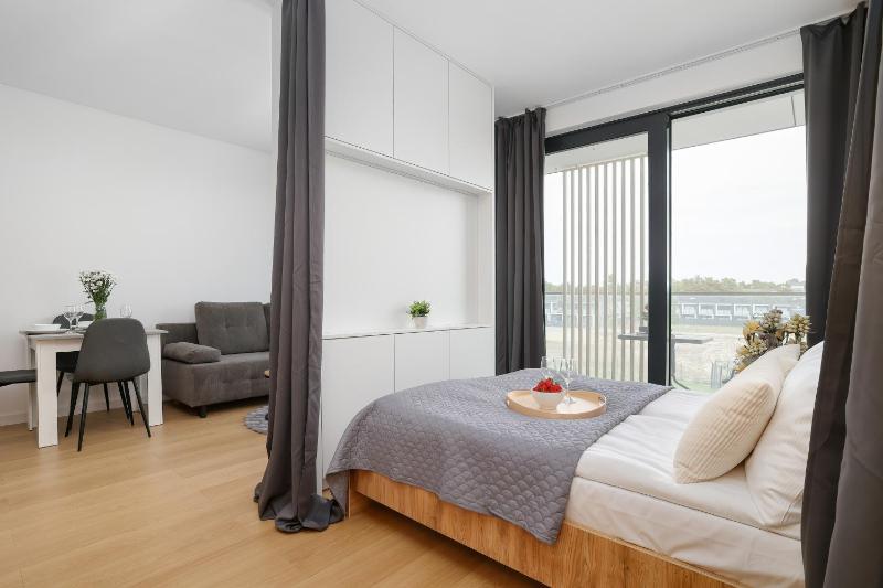 Art Lake - Elegant Apartments in Mielno with Rooftop Seasonal Pool by Noclegi Renters - image 21