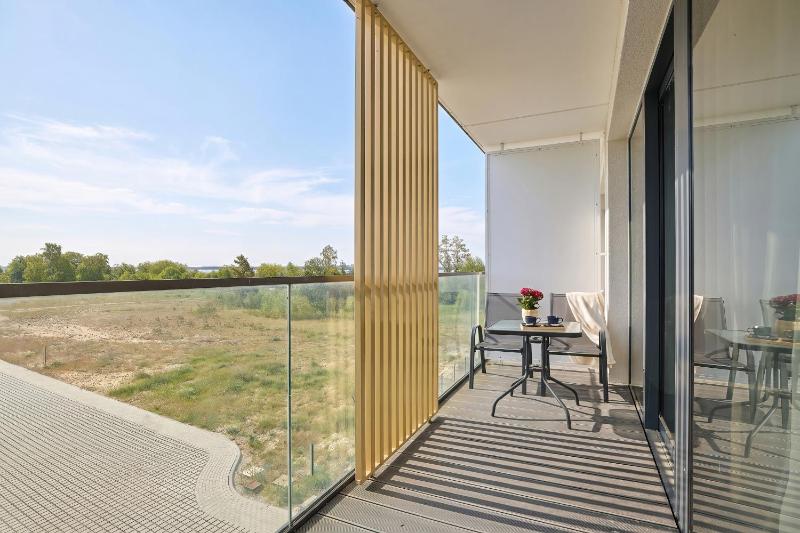 Art Lake - Elegant Apartments in Mielno with Rooftop Seasonal Pool by Noclegi Renters - image 33