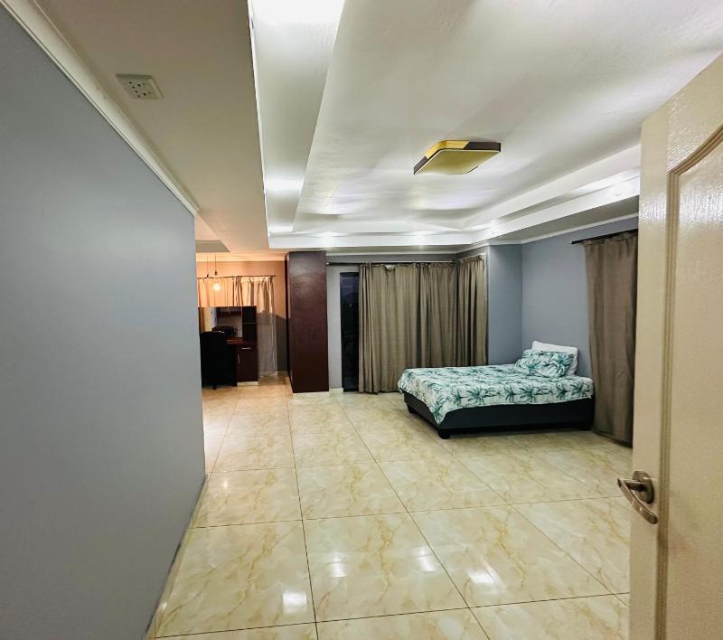 Woodlands Comfort Cove - image 5
