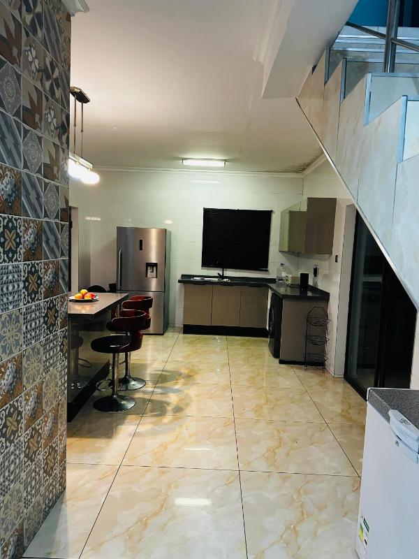 Woodlands Comfort Cove - image 4