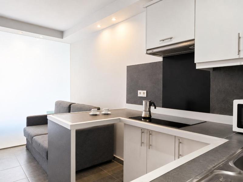 Iriarte 52 Apartments - image 40