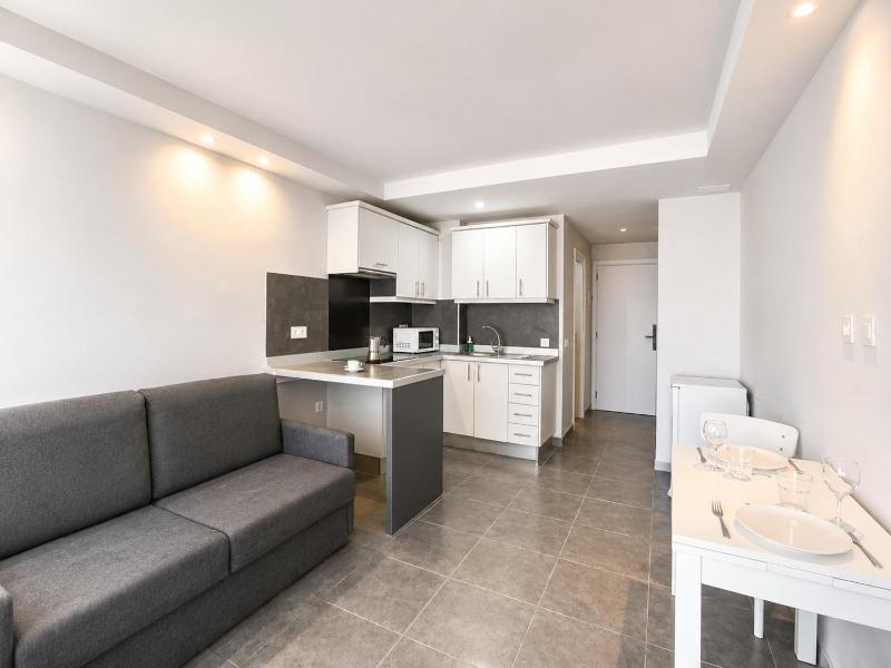 Iriarte 52 Apartments - image 42