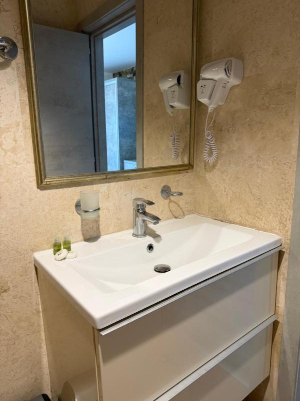 MAV Boutique Villa - image 32