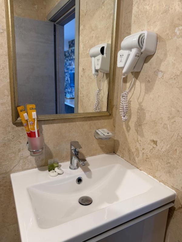 MAV Boutique Villa - image 44