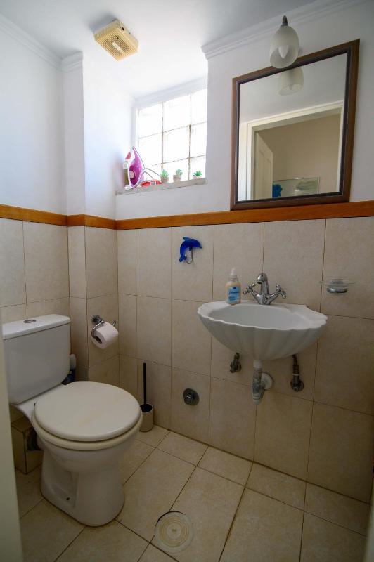 Spacious 2 Bd Balcony Apt in Preveza - image 19