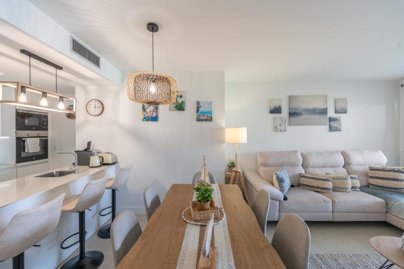 Apartamento Lujo Vistas al Mar - image 32