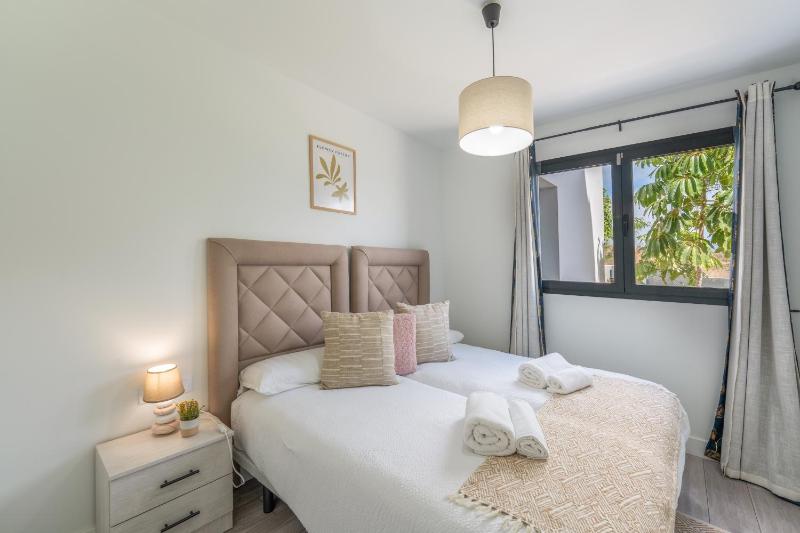 Apartamento Lujo Vistas al Mar - image 16
