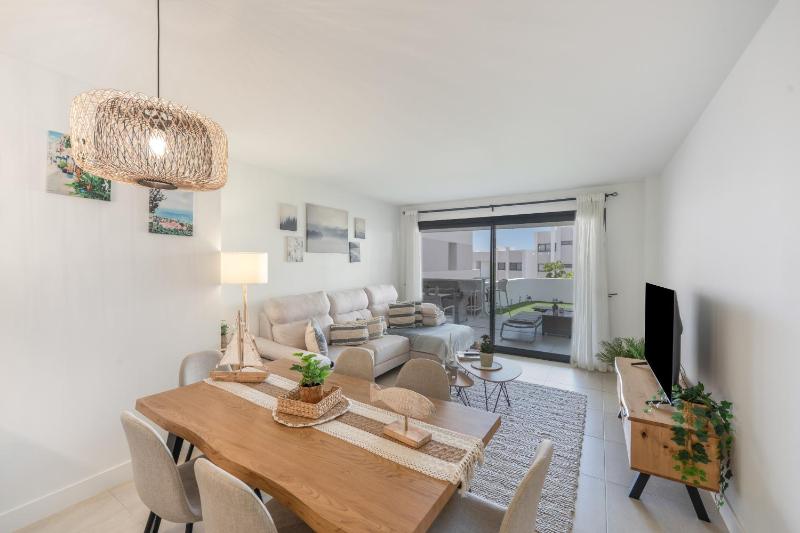 Apartamento Lujo Vistas al Mar - image 4