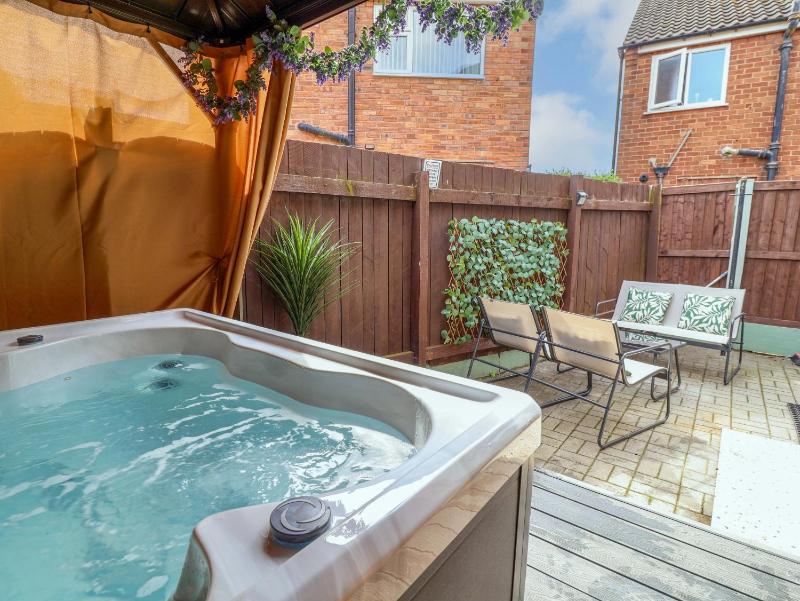 Steam and Stay Hoole - image 24
