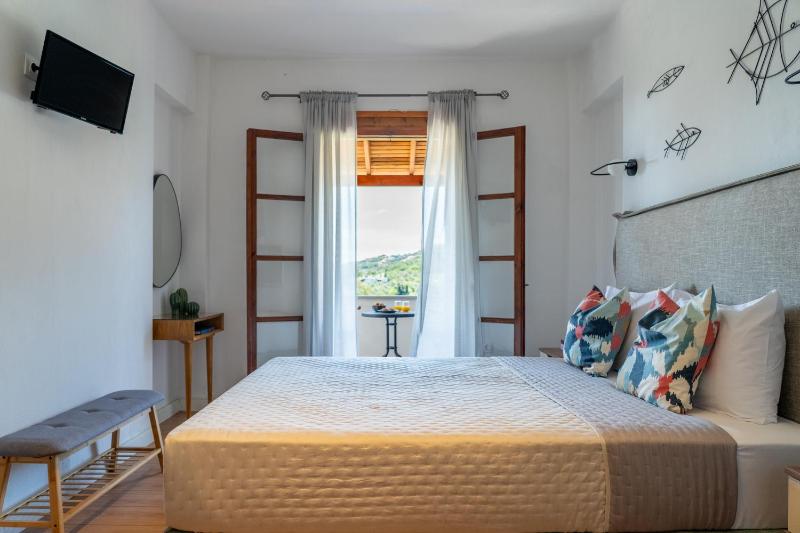 Jimmy's Guest House Skiathos - image 12