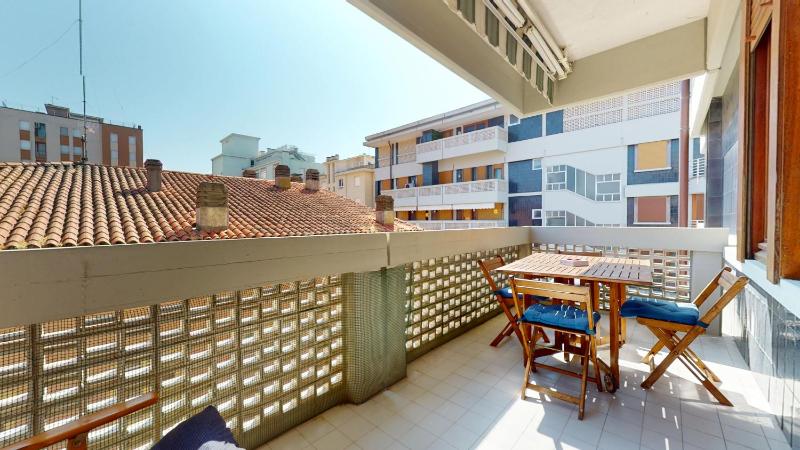 Esplanade Apartments - image 5