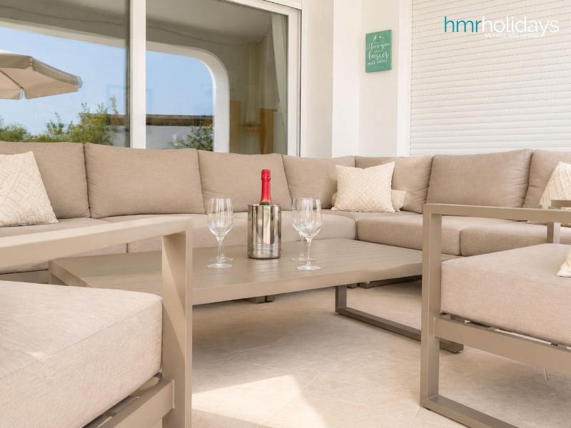 Villa Colina by HMR Holidays - image 20