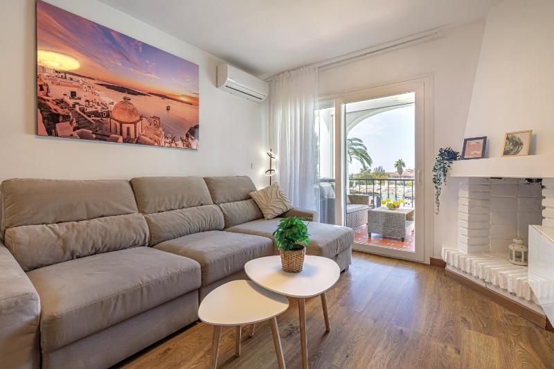 Calm apartment for family vacation - image 7