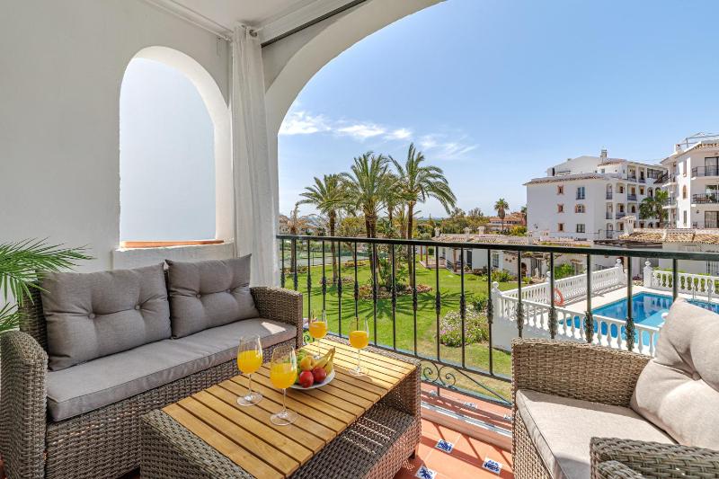 Calm apartment for family vacation - image 8