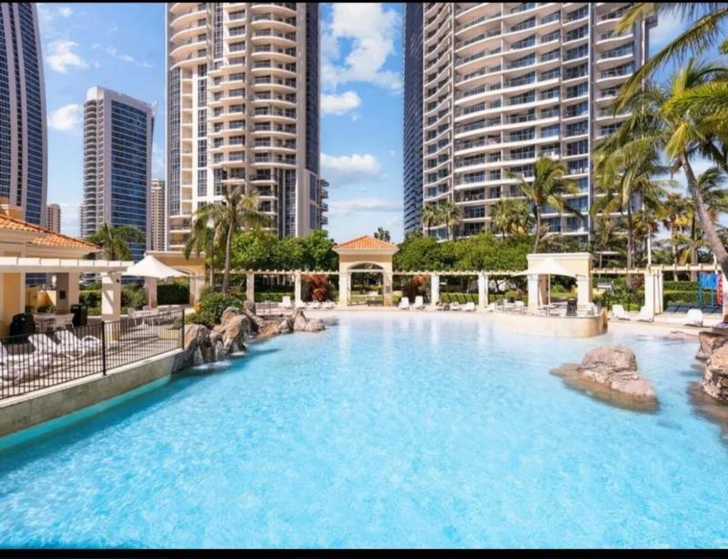 Luxury 3 Bedroom with Ocean and Hinterland views - image 7