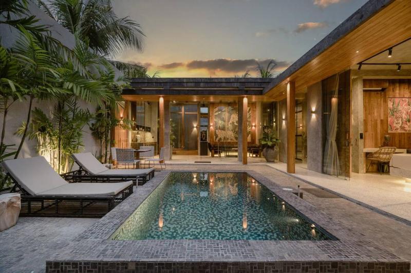 Best Location Honeymoon Villa Bali Canggu - image 9