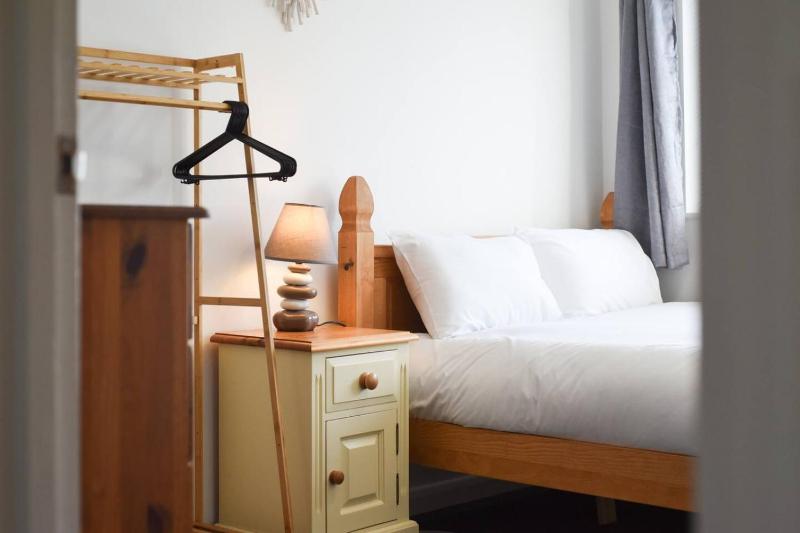 Air Maison - Cosy and Stylish 2Bed Home with Enclosed Garden - image 33
