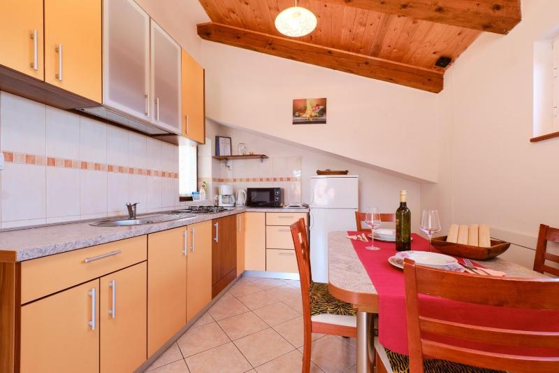 House Prica - image 46