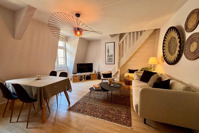 Quiet 2-bdrm flat in central Strasbourg - image 8