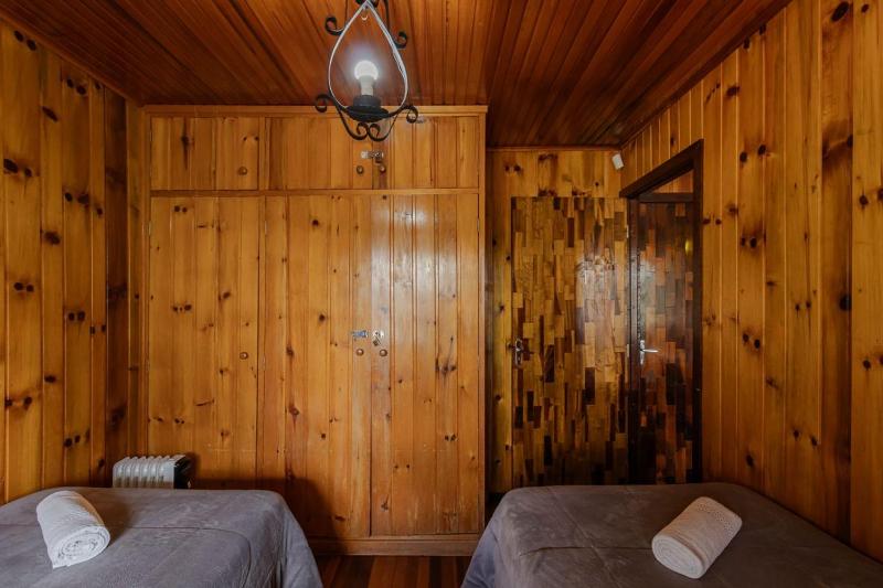 Casa com Lareira Aquecimento e Hidromassagem - image 10
