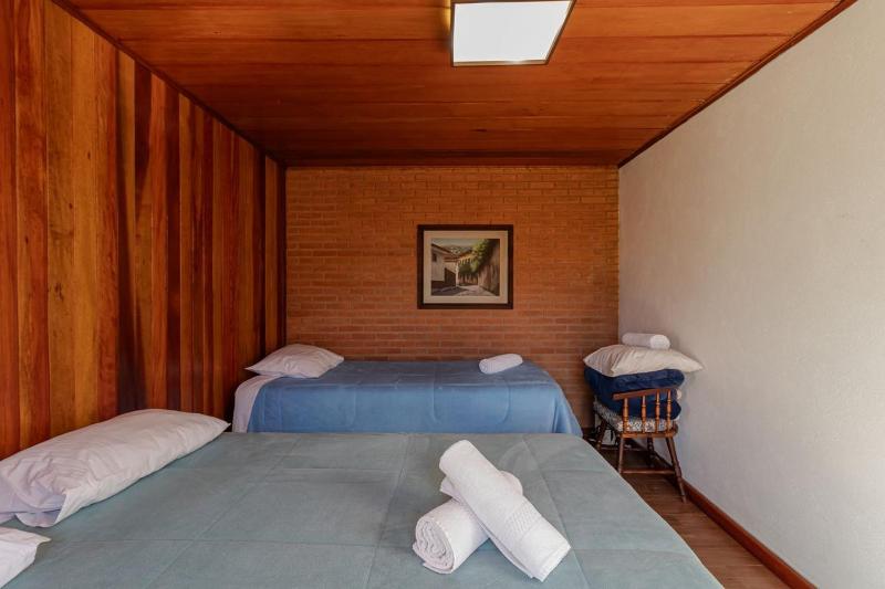 Casa com Lareira Aquecimento e Hidromassagem - image 14