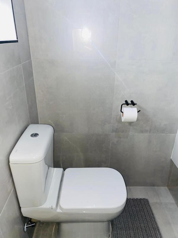 Waterford Executive Apartments- One Bed Studio Apartment - image 7