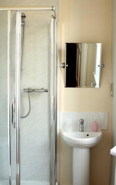 Triple Room image 3