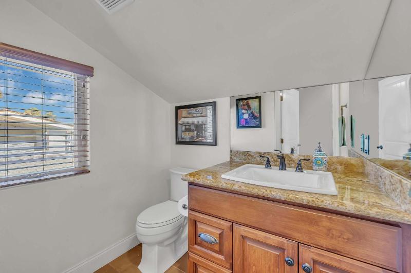 107 - 24th St - Rooftop Deck with Ocean Views home - image 30