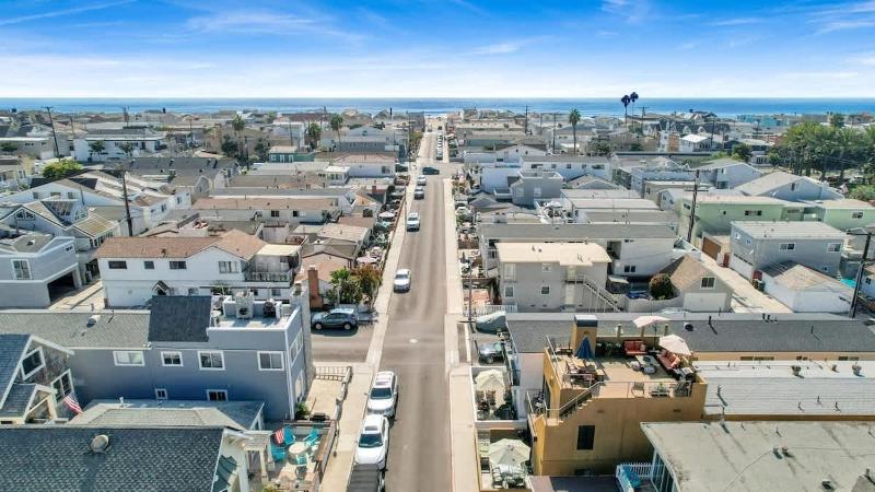 303 - 35th St A - Value 3bdr 3 blocks to the Beach home - image 17
