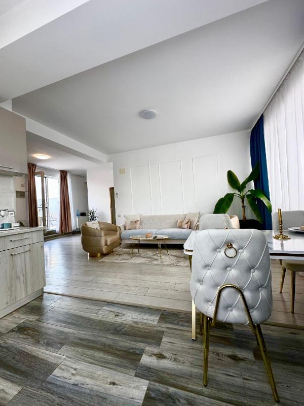 Petrov Penthouse - image 27