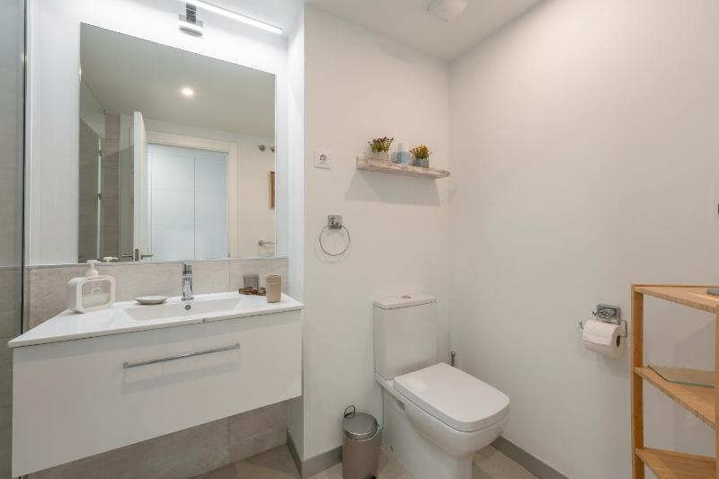 Apartamento Lujo Vistas al Mar - image 2