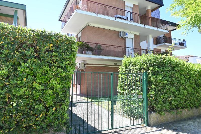 M436 - Marcelli trilocale con giardino a 150mt dal mare - image 20