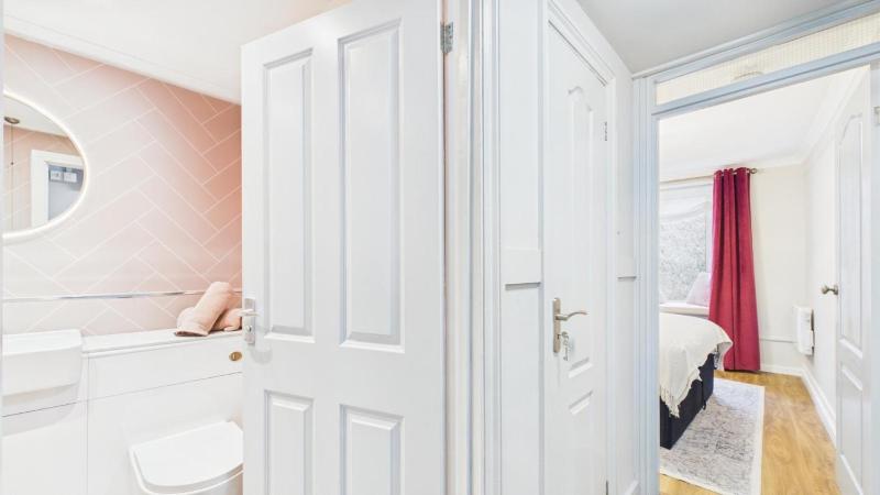 Harbour Rose - 1 Bedroom Apartment - Tenby - image 15