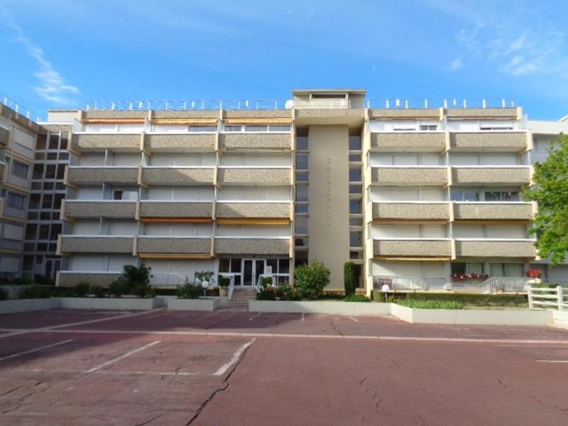 Appartement T2 avec terrasse sud - Accès plage - FR-1-374-246 - image 6