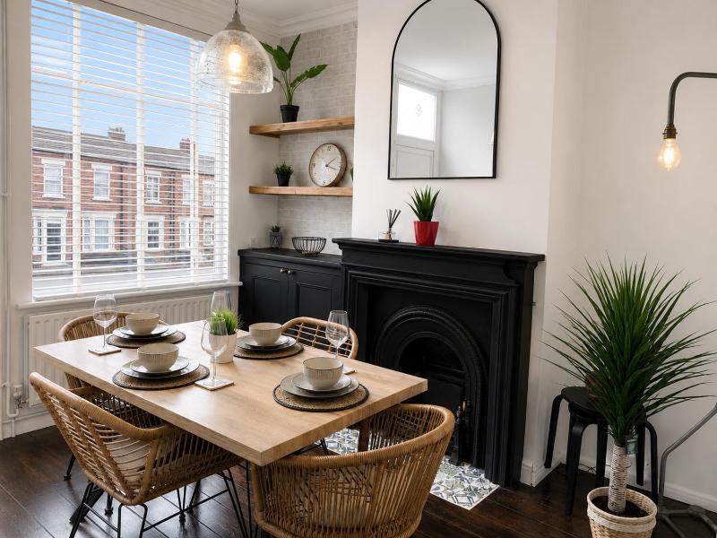 The Avenue Townhouse - image 16