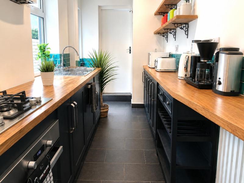 The Avenue Townhouse - image 11