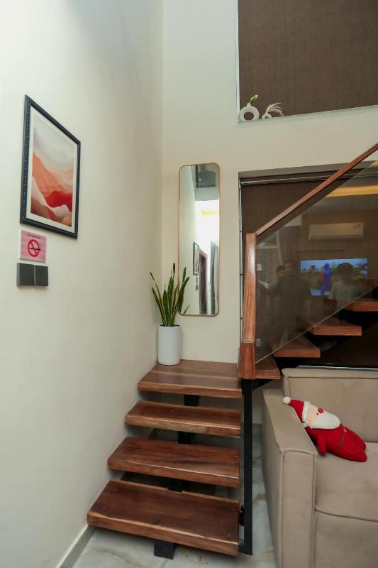 Griha Units M's Home - Entire Two Story Duplex - image 12