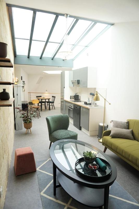 Beautiful duplex with AC - Place du Palais - image 16