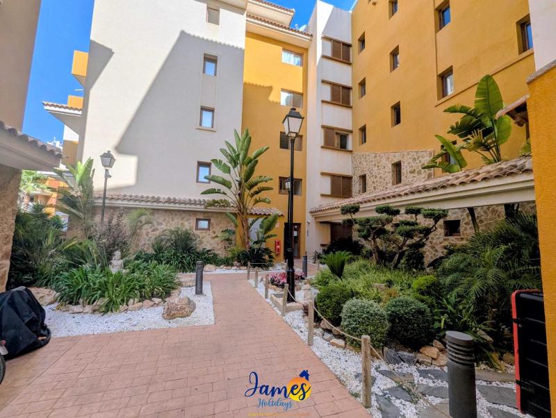 Tropical Apartment with Pool PP25 - image 11