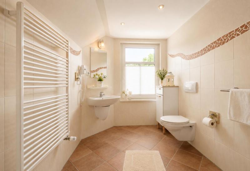 Ferienhaus für 8 Personen mit Kamin & Terrasse - image 38