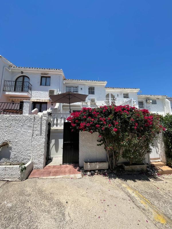 SHR005 Casa Mil Flores en Nerja con terraza - image 22