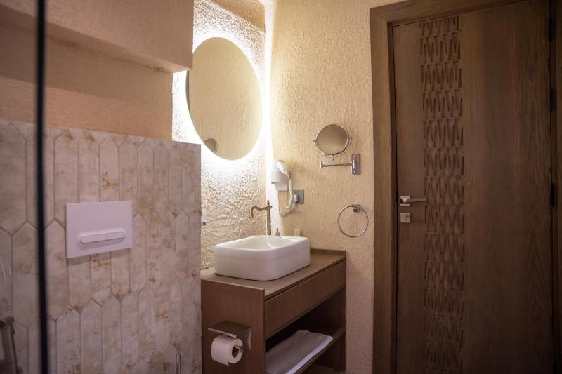 Downtown Hotel - Old City - image 9