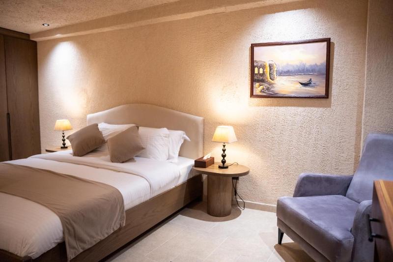 Downtown Hotel - Old City - image 11