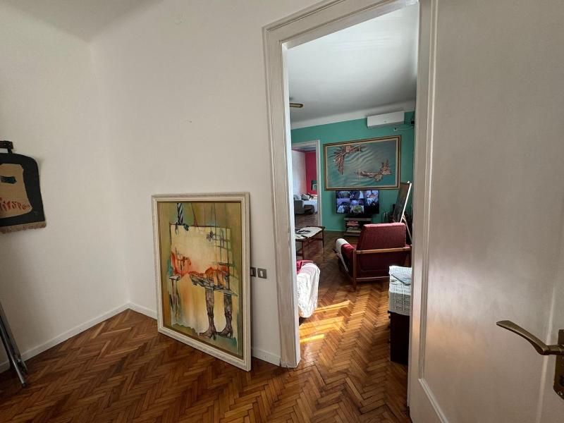 Artist Apartment with Views over Republic Square - image 10